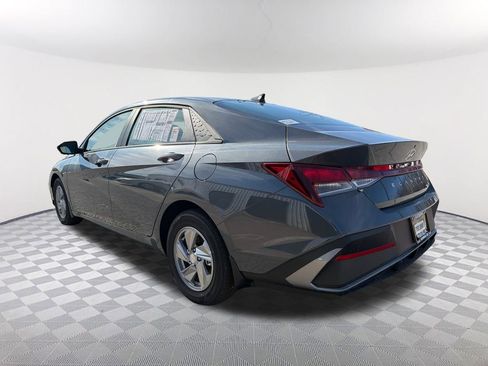 New 2026 Hyundai Elantra SE image 7