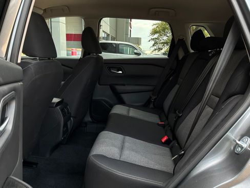 Used 2026 Nissan Rogue SV FWD image 12