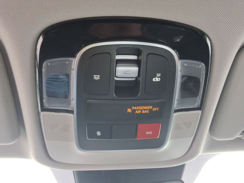 Used 2023 Hyundai Tucson Limited w/ Winter Package image 19