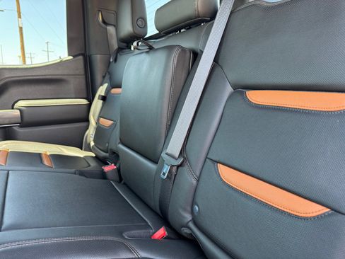 Used 2021 GMC Sierra 1500 AT4 w/ AT4 Premium Package image 39