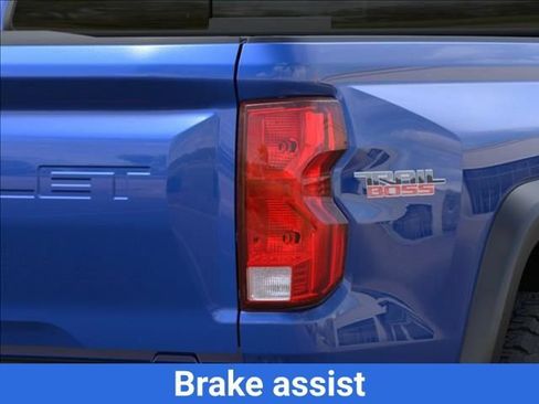 New 2026 Chevrolet Colorado Trail Boss AWD/4WD image 13