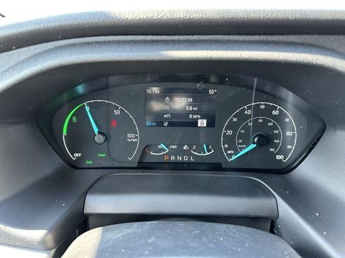 Used 2023 Ford E-Transit Medium Roof image 11