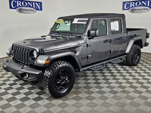 Used 2023 Jeep Gladiator Sport AWD/4WD image 32