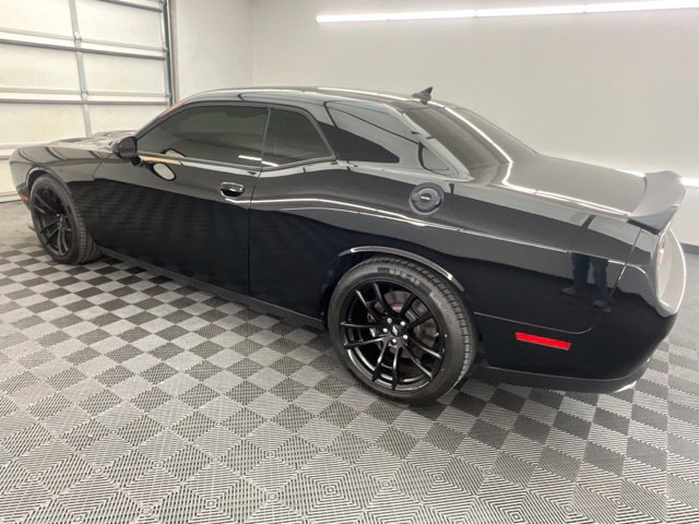Used 2022 Dodge Challenger R/T Scat Pack w/ Dynamics Package RWD image 23