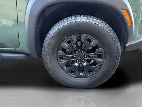 Used 2023 Nissan Frontier PRO-4X w/ Pro Convenience Package AWD/4WD image 2