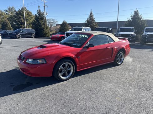 Used 2003 Ford Mustang GT Premium image 3