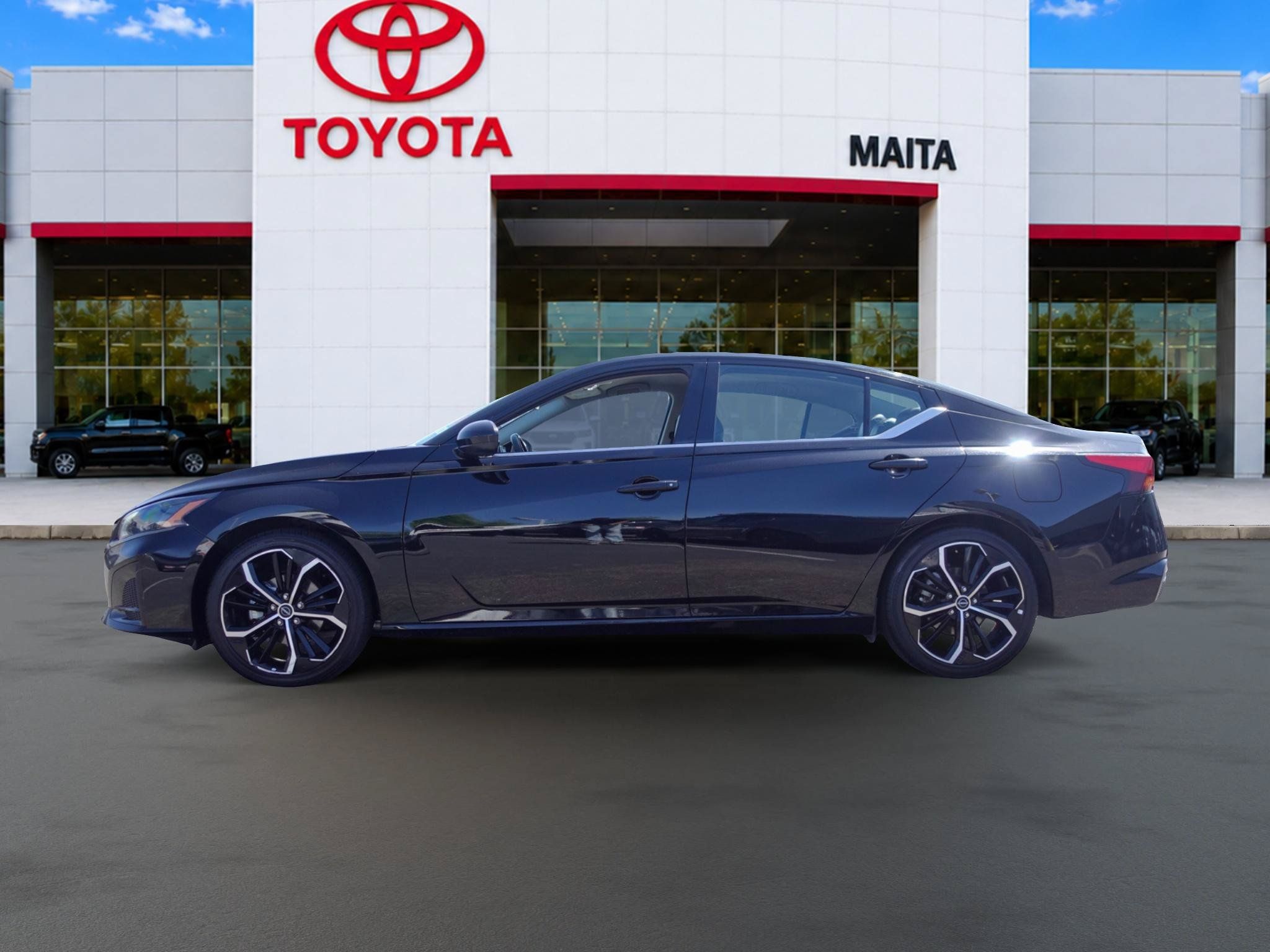 Used 2025 Nissan Altima 2.5 SR FWD image 6