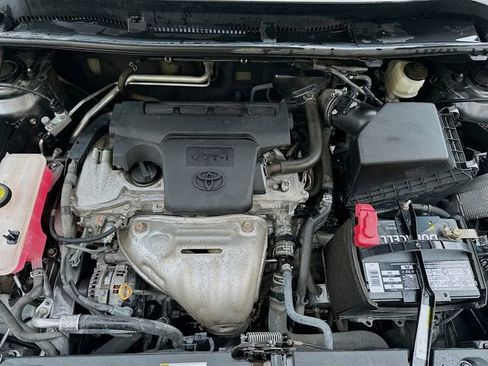 Used 2017 Toyota RAV4 XLE w/ Plus Extra Value Package image 29