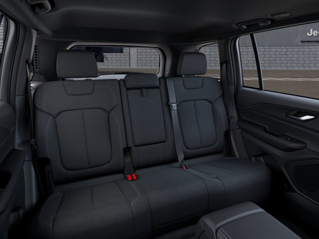 New 2027 Jeep Grand Cherokee Laredo X RWD image 15
