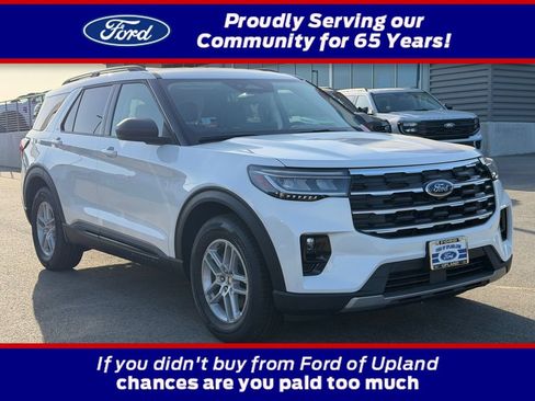 New 2026 Ford Explorer Active w/ Active Comfort Package RWD image 1
