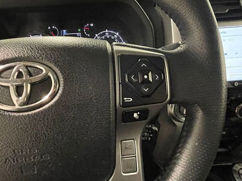 Used 2022 Toyota 4Runner SR5 Premium w/ Moonroof Package AWD/4WD image 37