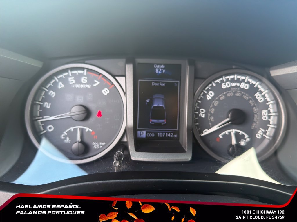 Used 2017 Toyota Tacoma TRD Sport w/ Tow Package RWD image 9