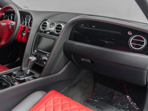 Used 2017 Bentley Flying Spur S V8 image 15