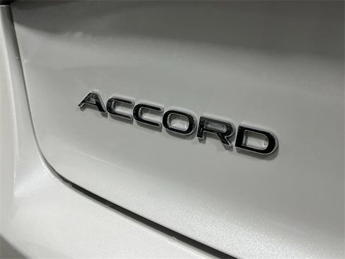 New 2025 Honda Accord SE image 9