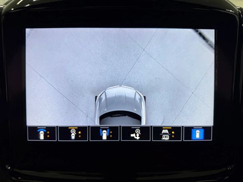 Used 2023 Chevrolet Traverse Premier w/ Redline Edition AWD/4WD image 29
