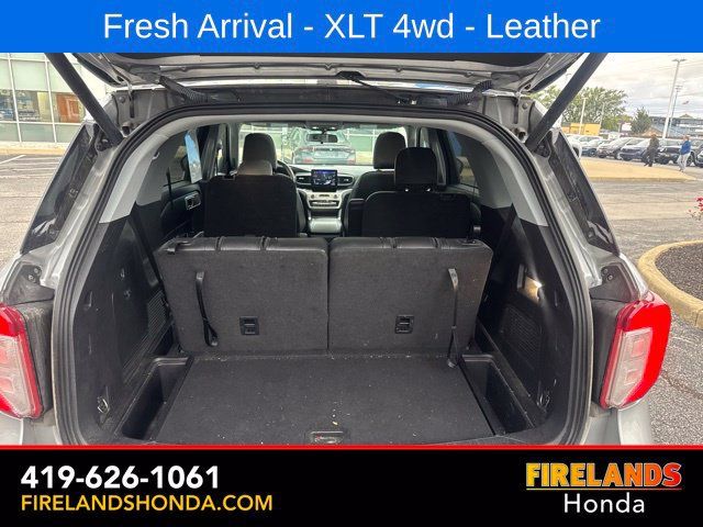 Used 2022 Ford Explorer XLT w/ Equipment Group 202A AWD/4WD image 35