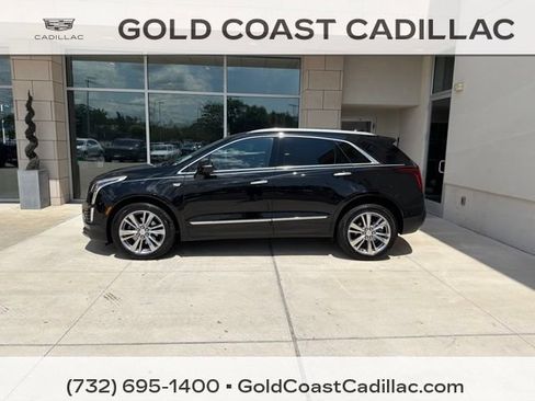 Certified 2024 Cadillac XT5 Premium Luxury w/ Technology Package AWD/4WD image 2
