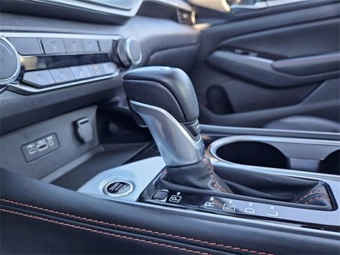 Used 2025 Nissan Altima 2.5 SR image 24