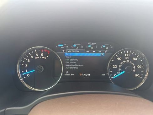 Used 2018 Ford F150 Lariat w/ Equipment Group 502A Luxury AWD/4WD image 15