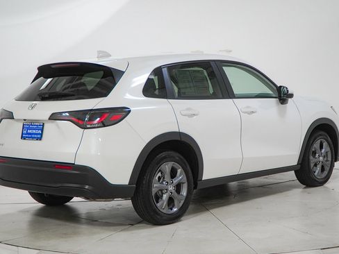 Certified 2026 Honda HR-V LX image 11