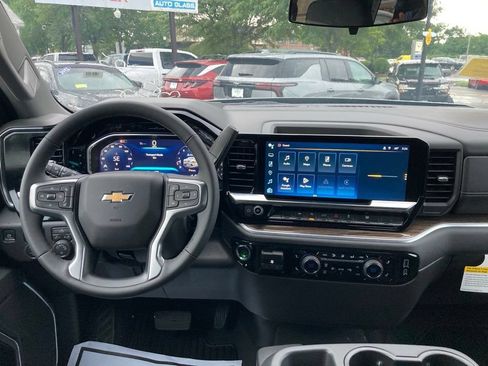 New 2026 Chevrolet Silverado 1500 LT AWD/4WD image 7