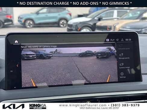 Used 2024 BMW X4 xDrive30i w/ Parking Assistance Package AWD/4WD image 4