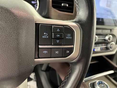 Used 2024 Ford Expedition Max Limited AWD/4WD image 23
