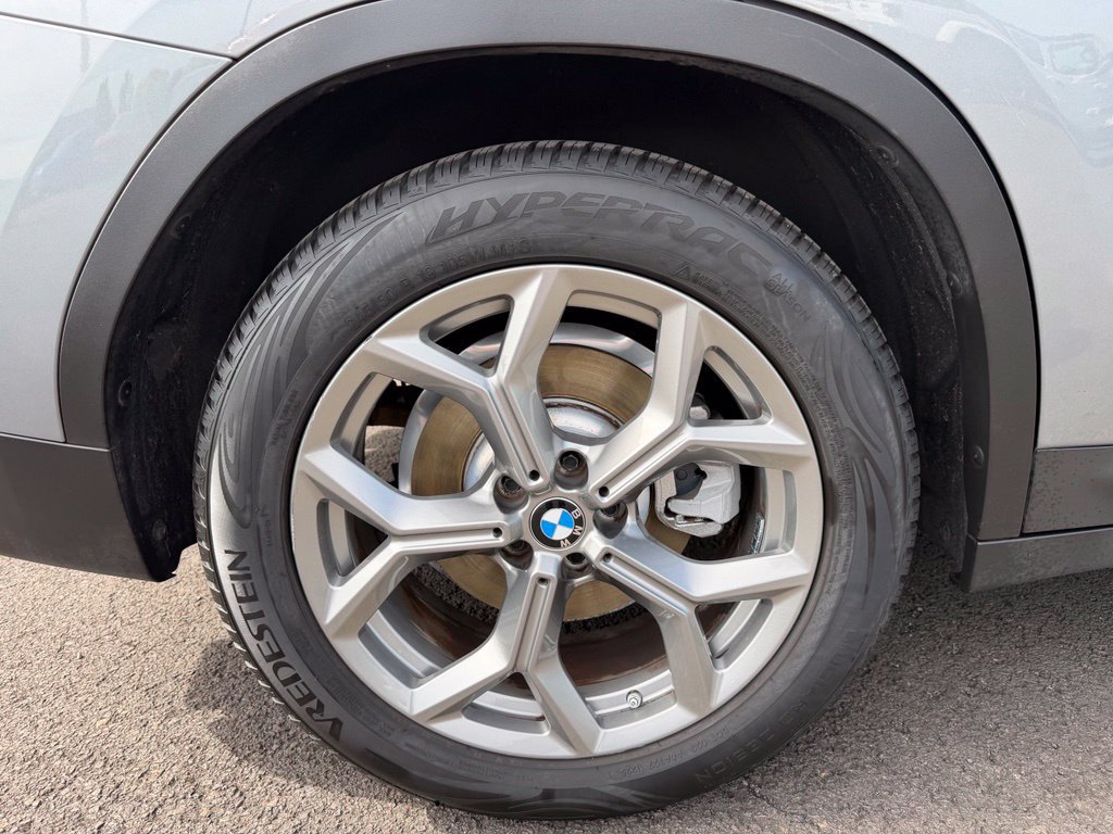 Used 2023 BMW X3 xDrive30i w/ Convenience Package AWD/4WD image 9