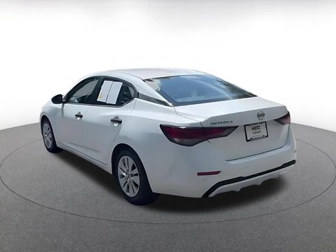 Used 2025 Nissan Sentra S FWD image 11