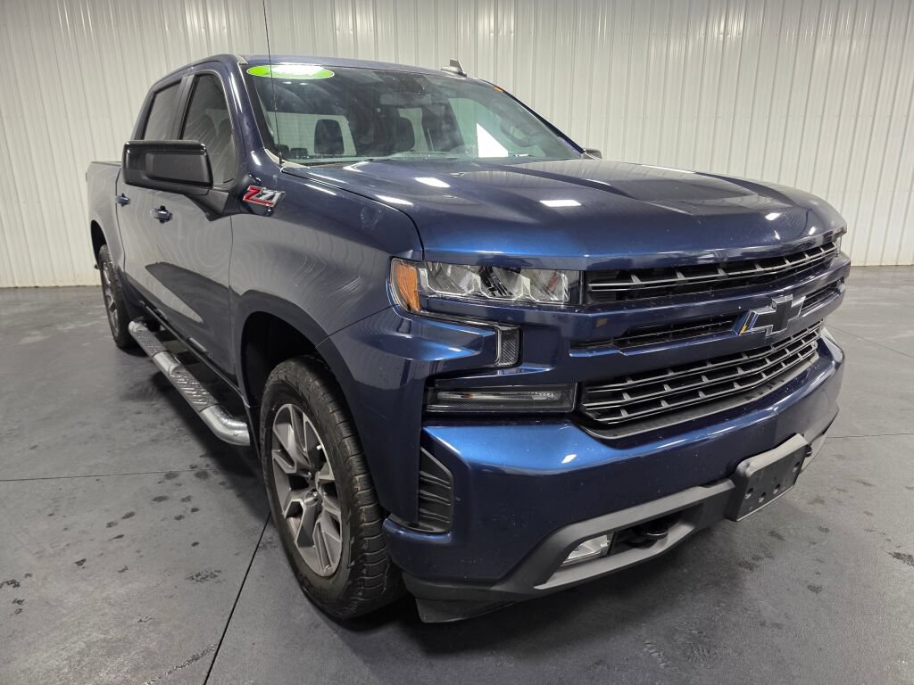 Used 2021 Chevrolet Silverado 1500 RST AWD/4WD image 2
