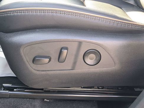 Used 2026 Chevrolet Traverse High Country w/ LPO, Floor Liner Package FWD image 20