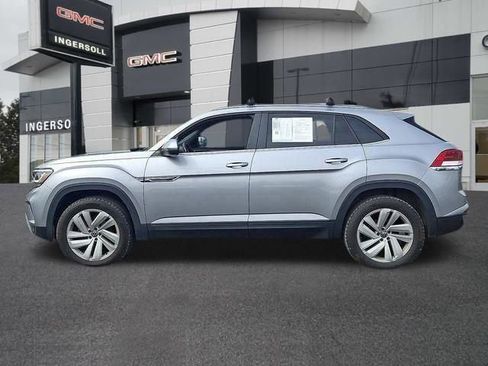 Used 2020 Volkswagen Atlas Cross Sport SE image 27