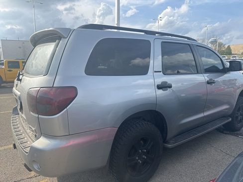 Used 2016 Toyota Sequoia Limited w/ Safety & Convenience Package image 2