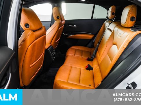 Used 2024 Cadillac XT4 Sport image 18