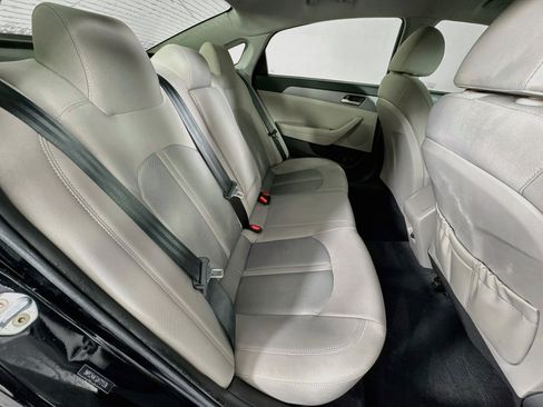 Used 2018 Hyundai Sonata SE FWD image 24