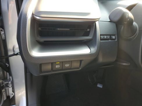 New 2026 Toyota Prius LE image 13