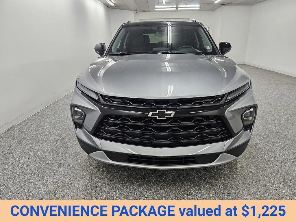 New 2026 Chevrolet Blazer LT w/ Convenience Package AWD/4WD image 2