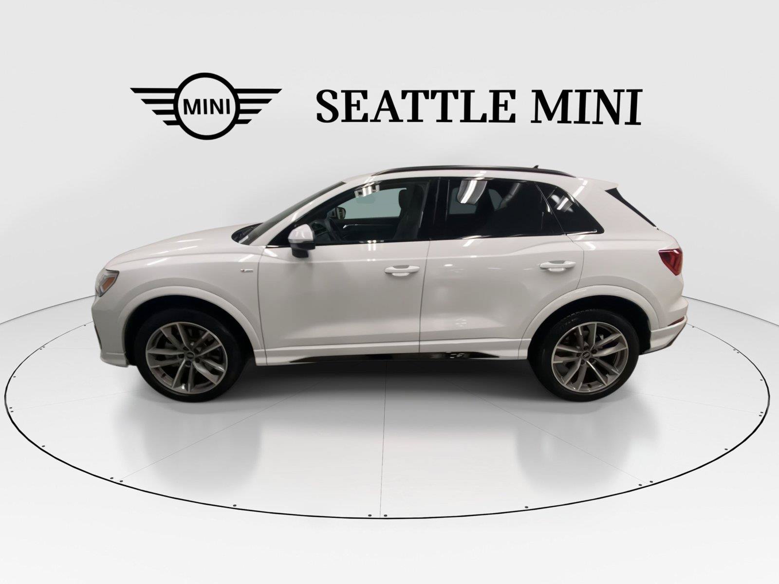 Used 2024 Audi Q3 2.0T Premium AWD/4WD image 6
