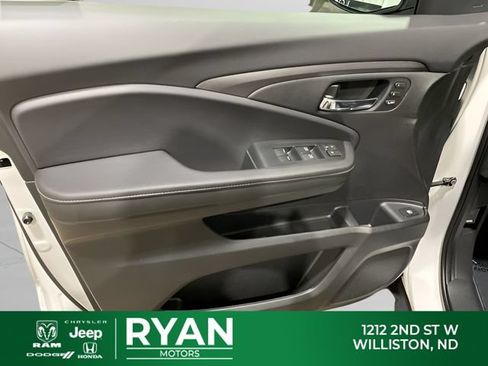 New 2026 Honda Ridgeline RTL image 42
