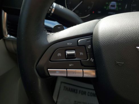 Used 2023 Cadillac XT4 Luxury w/ Cold Weather Package image 25