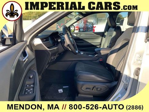 New 2025 Jeep Grand Cherokee L Altitude image 33