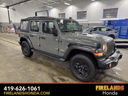 Used 2020 Jeep Wrangler Unlimited Sport image 9