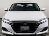Used 2021 Honda Accord Touring image 2