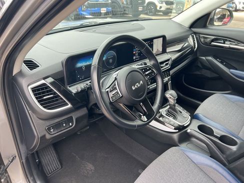 Certified 2024 Kia Seltos S image 6