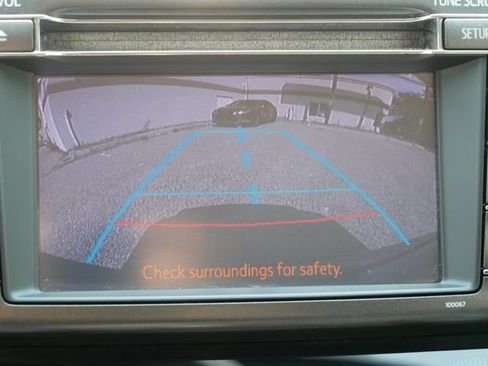 Used 2013 Toyota RAV4 Limited AWD/4WD image 19