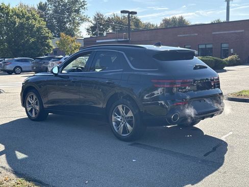 Used 2024 Genesis GV70 3.5T Sport image 7