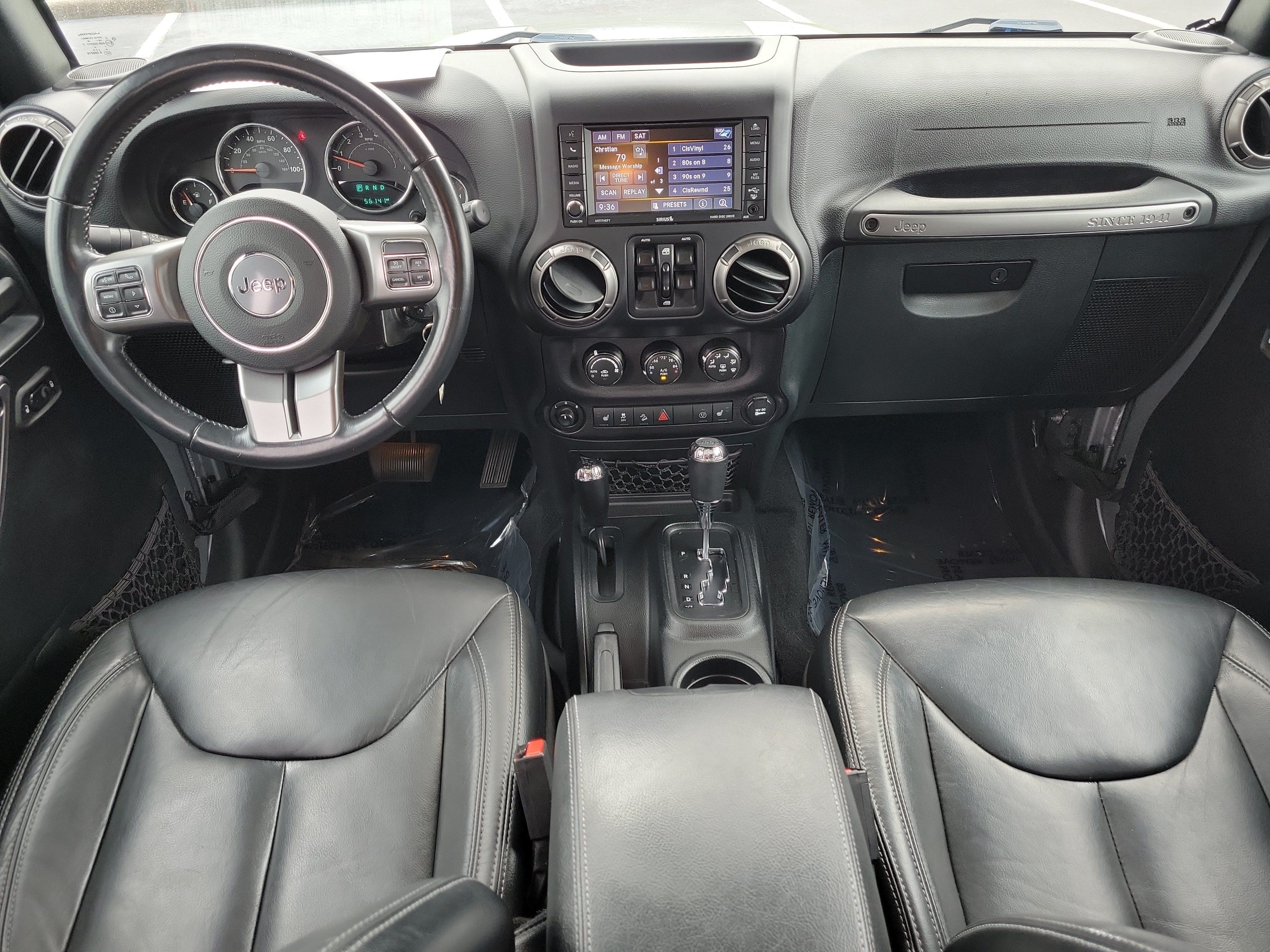 Used 2018 Jeep Wrangler Unlimited Sahara AWD/4WD image 10