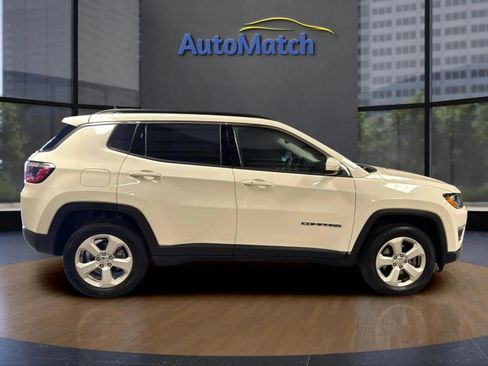 Used 2019 Jeep Compass Latitude w/ Popular Equipment Group AWD/4WD image 13