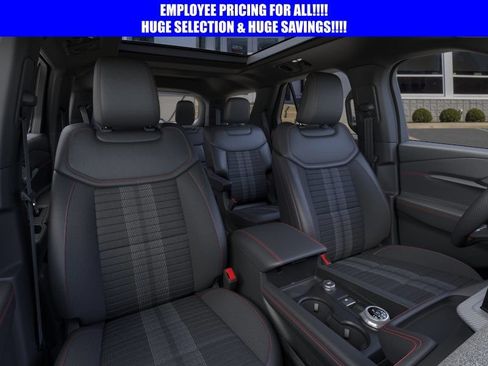 New 2026 Ford Explorer ST-Line w/ ST-Line Street Pack AWD/4WD image 10