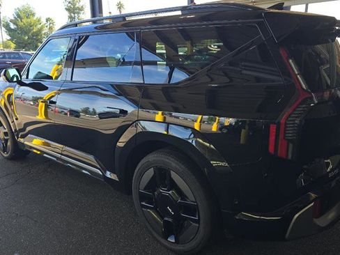 Used 2025 Kia EV9 GT-Line image 6